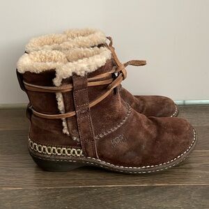 Brown Ankle Height UGG boots with tie